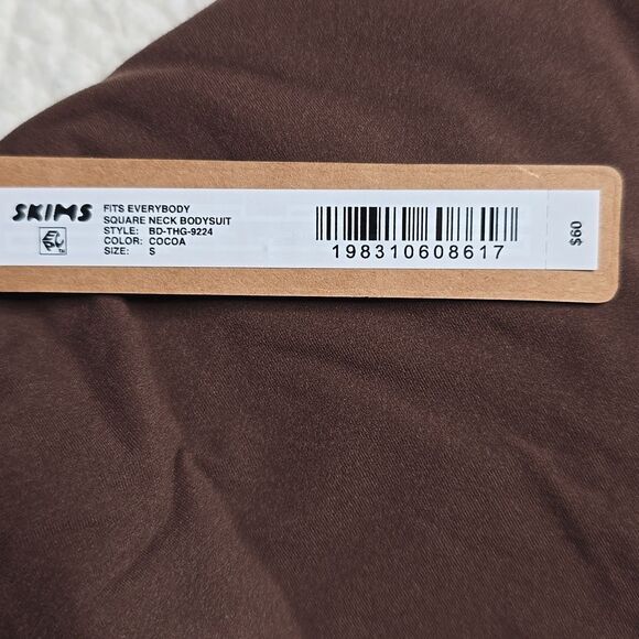 1356 NWT Skims Square Neck Bodysuit Sz Small Color Cocoa - Picture 6 of 9